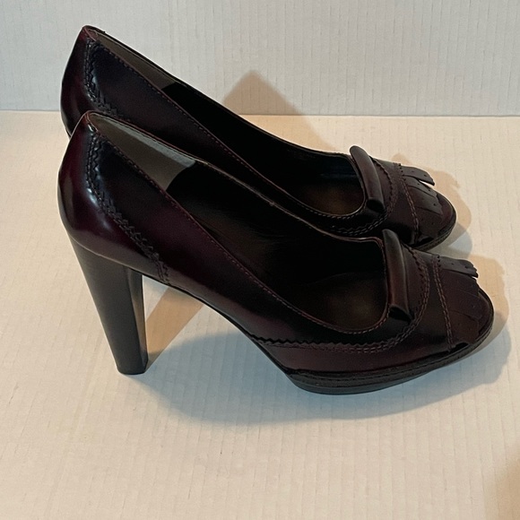Max Studio Fury Burgundy Leather Heel Peep Toe Pumps Shoes Size 9 - Picture 2 of 9